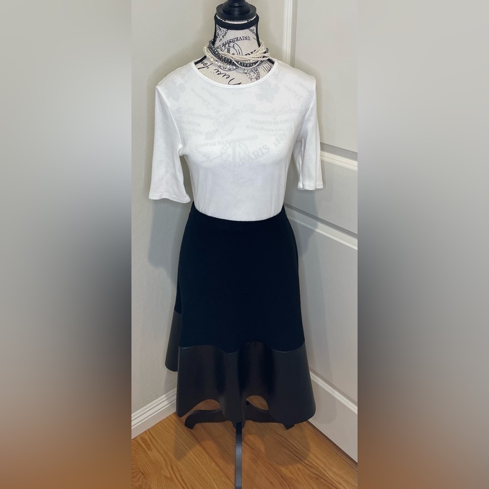 Sioni Black Trumpet Skirt Ruffled XL